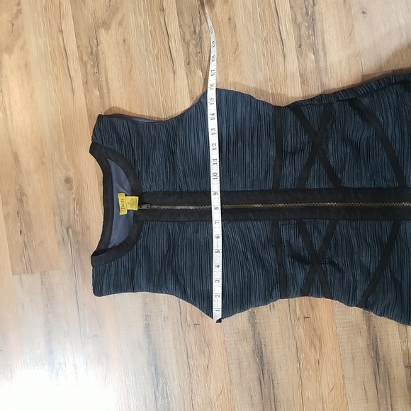 DAISY Body Con Blue Ruched Dress Full Zip Front Dress with Black Trim - Picture 13 of 16